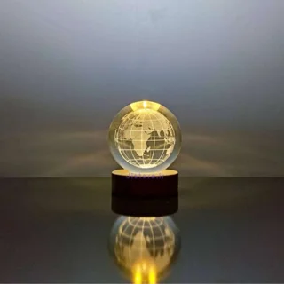 چراغ خواب مدل گوی کریستالی طرح کره زمین 3D کد۳۱۸