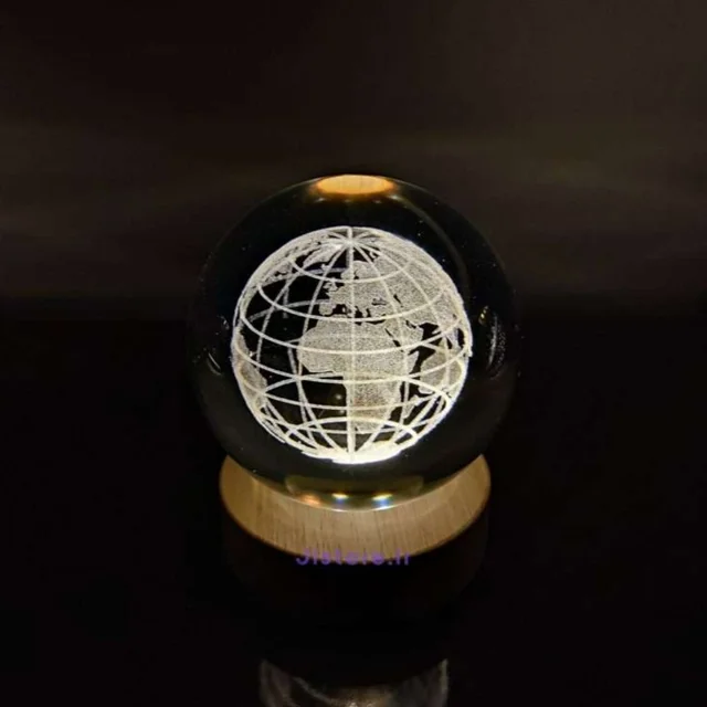 چراغ خواب مدل گوی کریستالی طرح کره زمین 3D کد۳۱۸